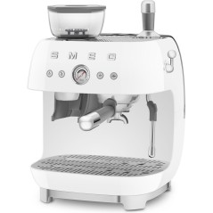 Smeg 50s Style EGF03WHEU Coffee Machine in White - Retro Elegance for Perfect Brews!